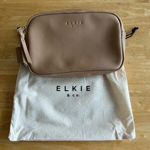 Elkie & Co. Belt Bag Tan